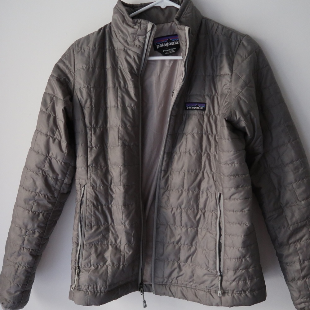 Women's Gray *Logo-ed* Down Zip Up Jacket Small